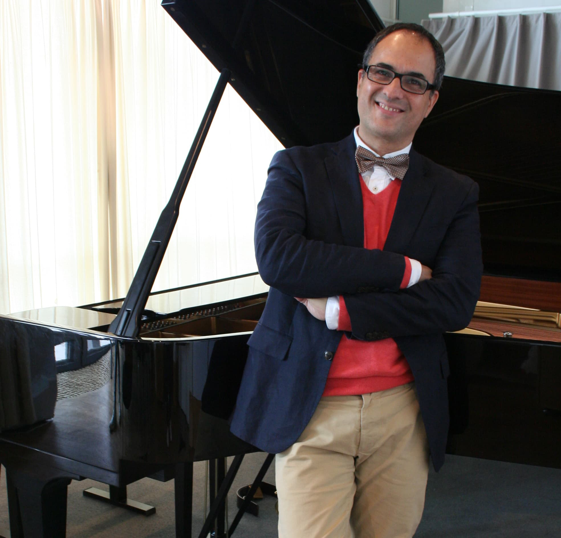 罗伯托·多明戈斯 - 钢琴